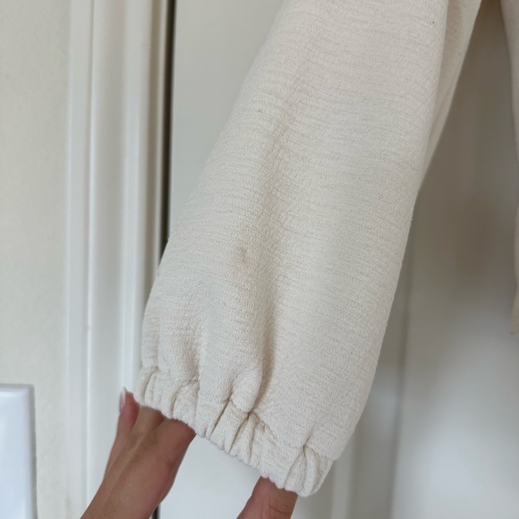 TEXTURE & THREAD MADEWELL Crepe Wrap Top Long Sleeve V-Neck White Cream Ivory S - Picture 3 of 5
